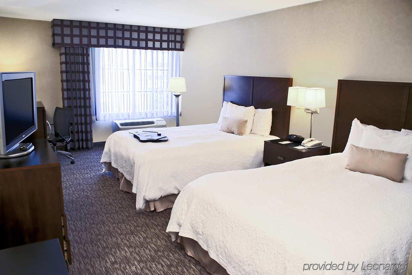 Hampton Inn Santa Barbara/Голета Экстерьер фото