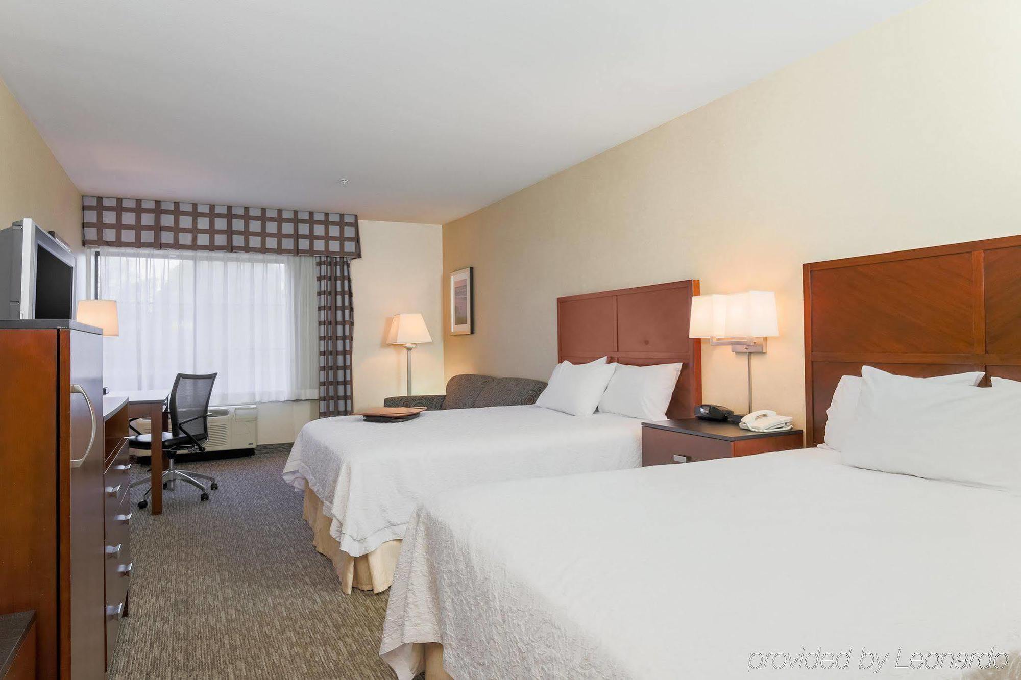 Hampton Inn Santa Barbara/Голета Экстерьер фото