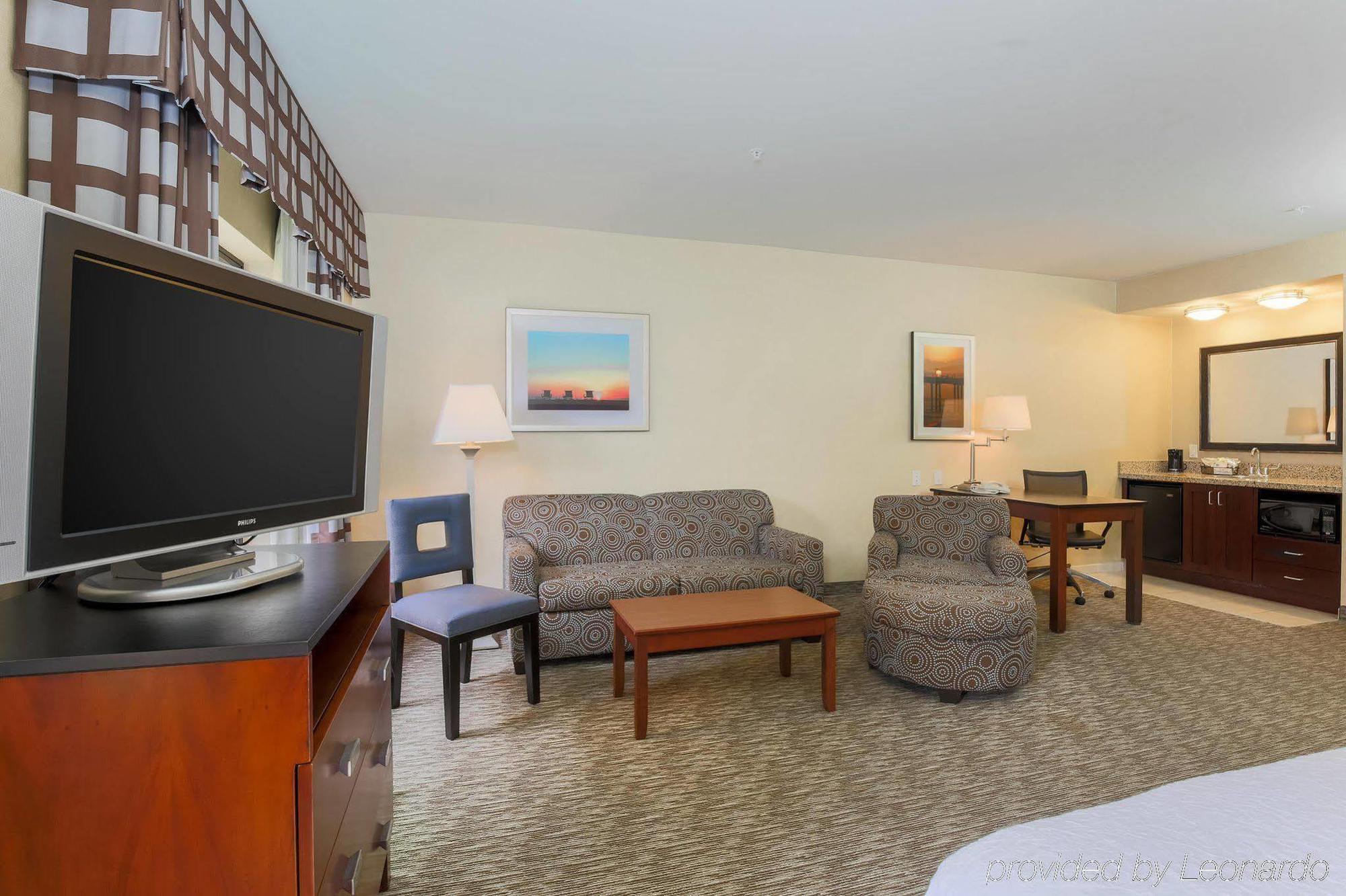 Hampton Inn Santa Barbara/Голета Экстерьер фото